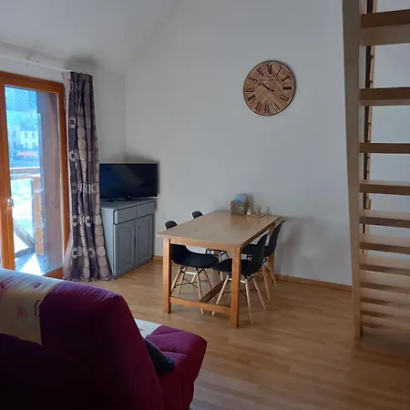 2 Ch, Balcon, Chateau Ricard Avec Piscine Appartamento Saint-Geniez-dʼOlt