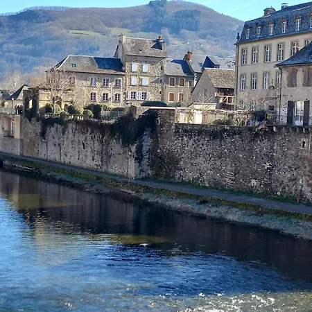 Appartamento 2 Ch, Balcon, Chateau Ricard Avec Piscine *